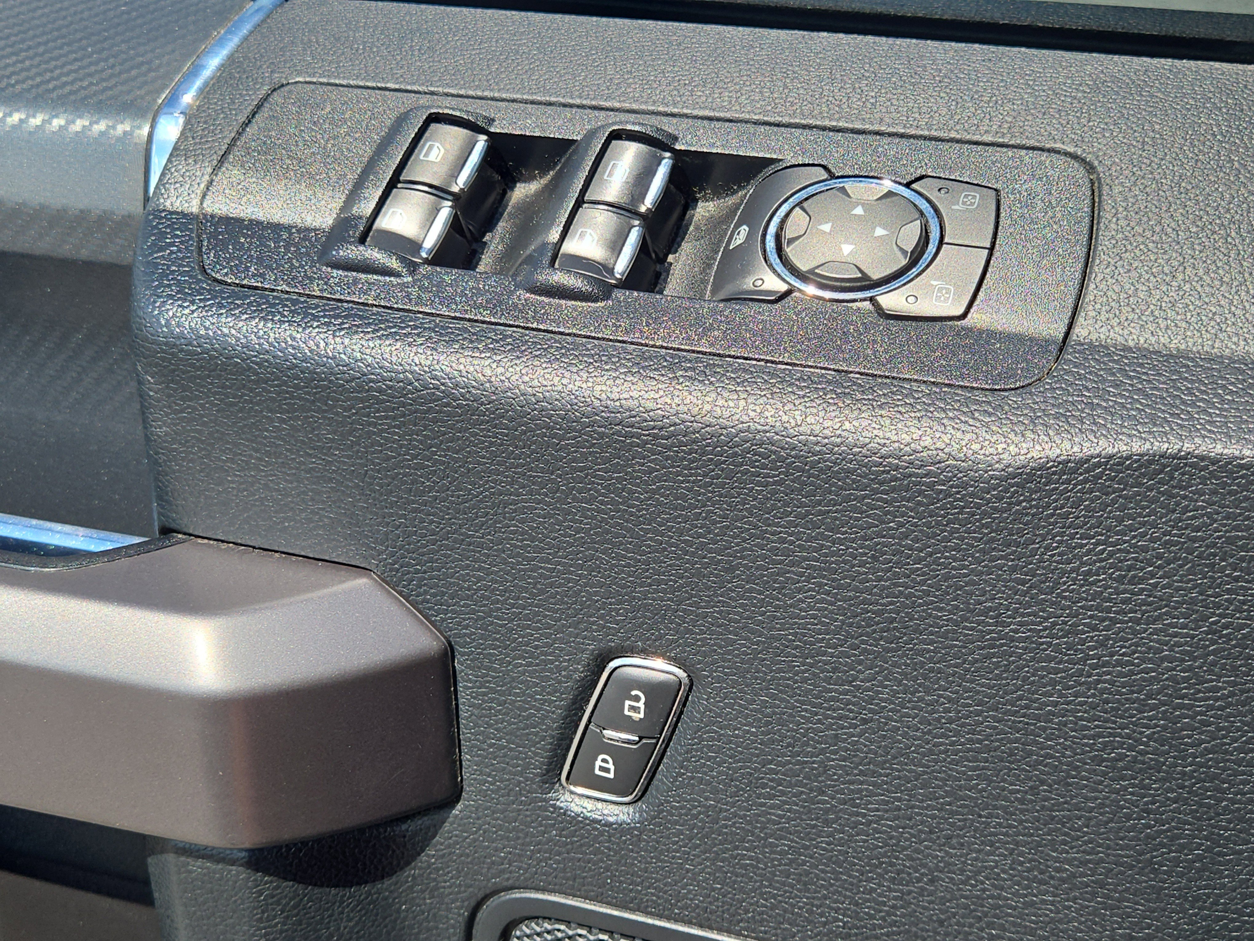 Used 2020 Gray Ford LARIAT image 21