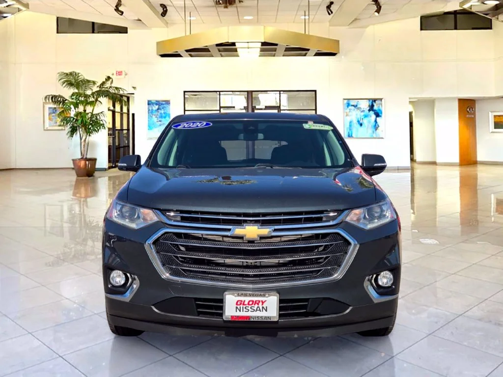 Used 2020 Gray Chevrolet LT image 2