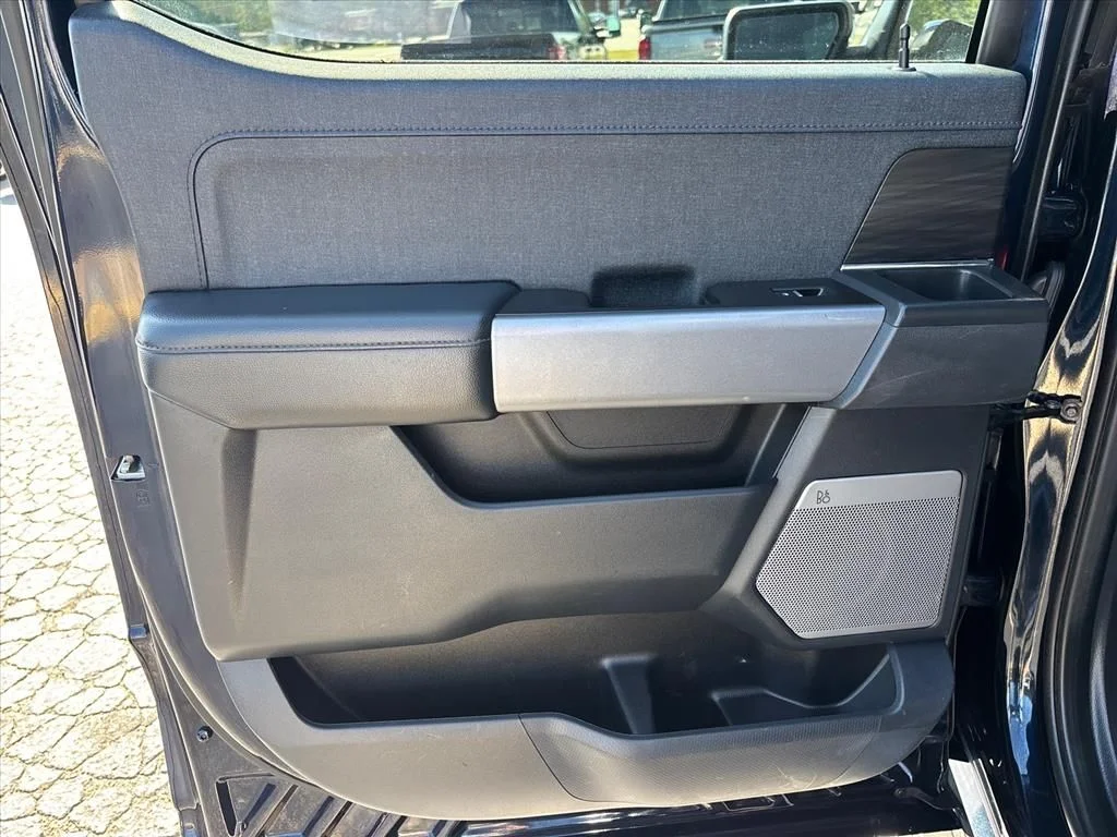 Used 2024 Blue Ford Lariat image 19