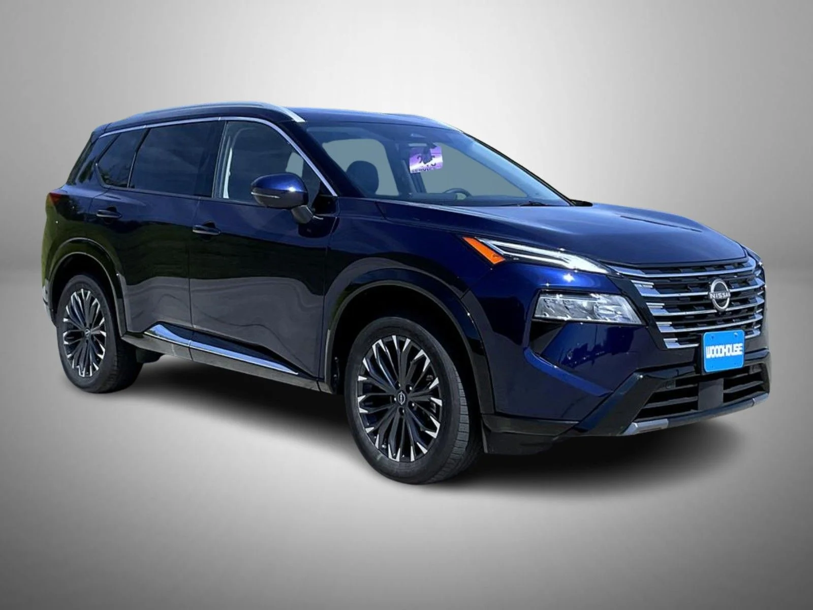 Used 2026 Blue Nissan Platinum image 3