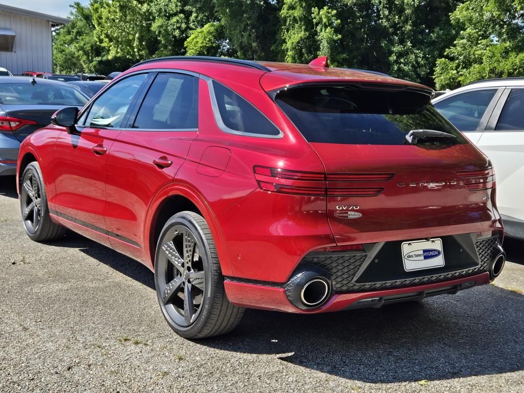Used 2023 Red Genesis 2.5T image 4
