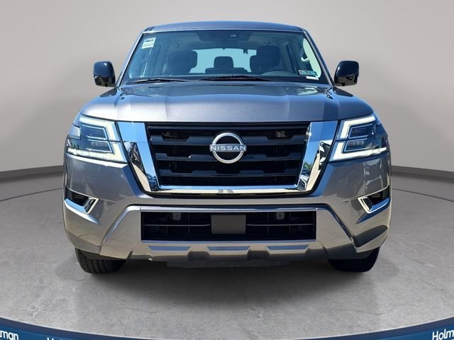 Used 2023 Gray Nissan S image 3