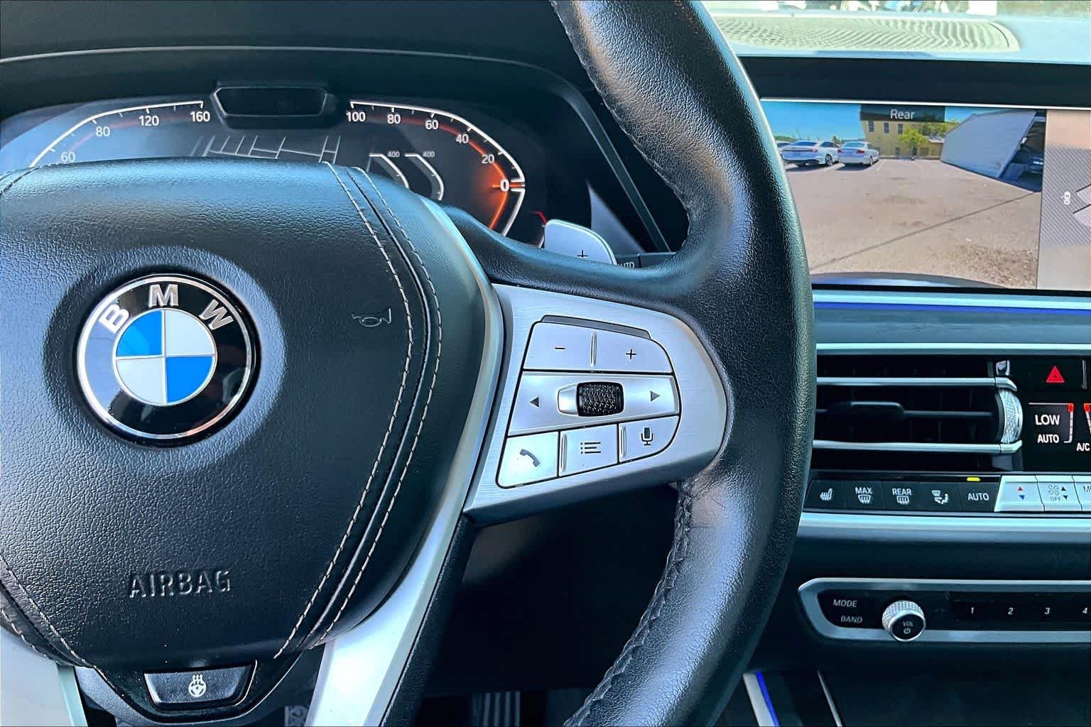 Used 2021 Dark Graphite Metallic BMW xDrive40i image 23
