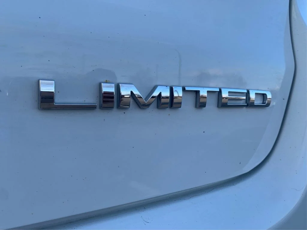 Used 2026 White Jeep Limited image 14