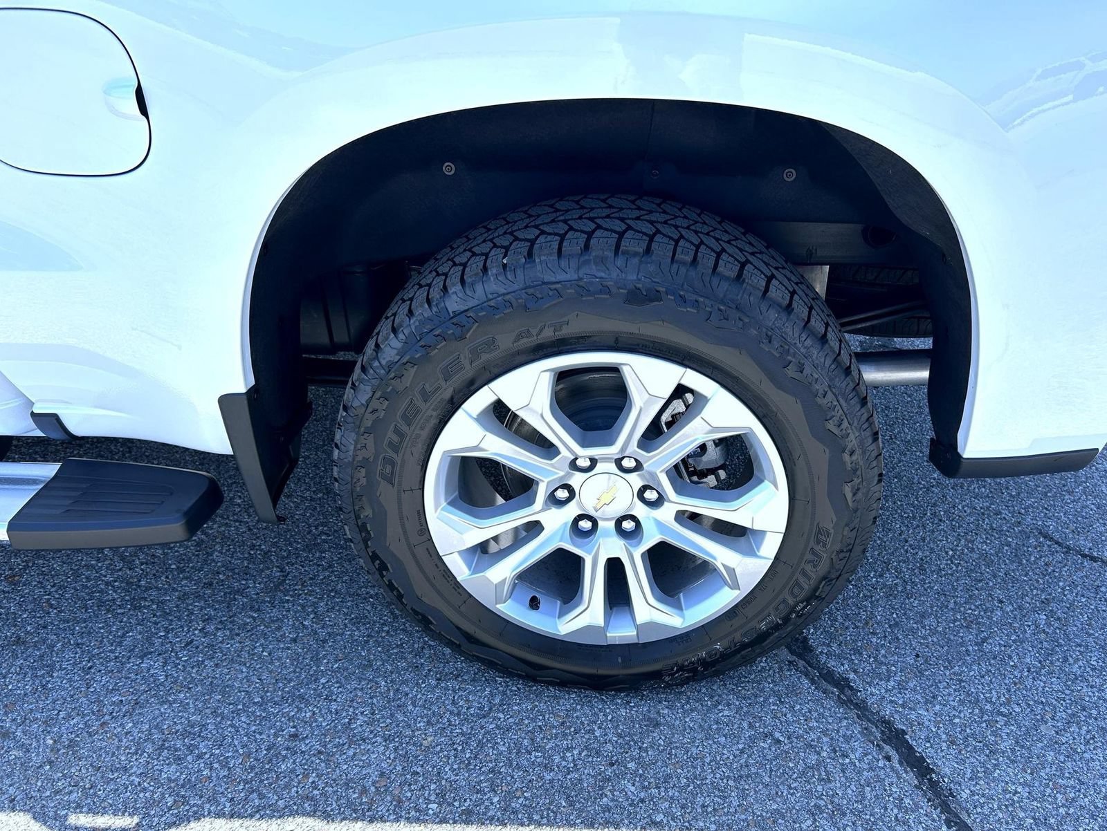 New 2026 Polar White Tricoat Chevrolet LTZ image 24
