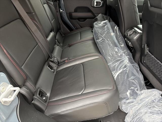 New 2026 Anvil Clear-Coat Exterior Paint Jeep Rubicon image 18