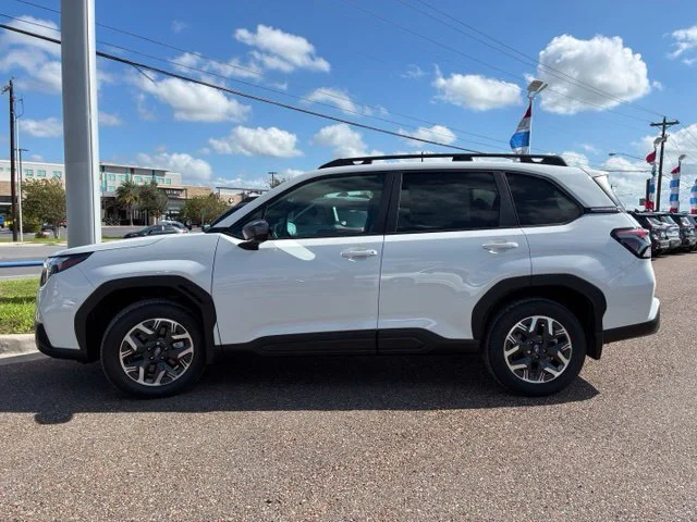 New 2026 CRYSTAL WHITE PEARL Subaru Premium image 4