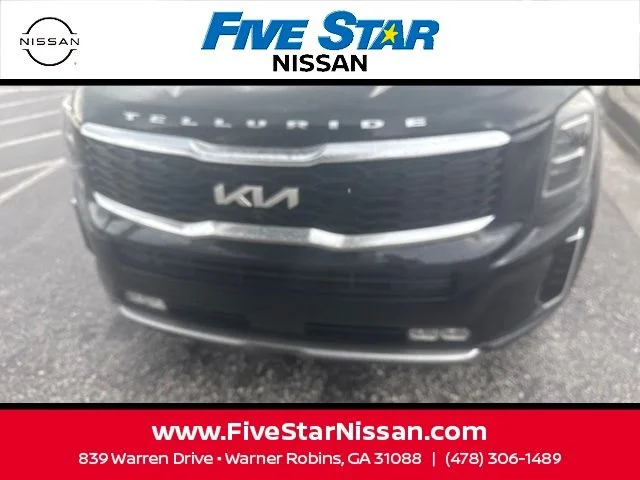 Used 2022 Black Kia SX image 7