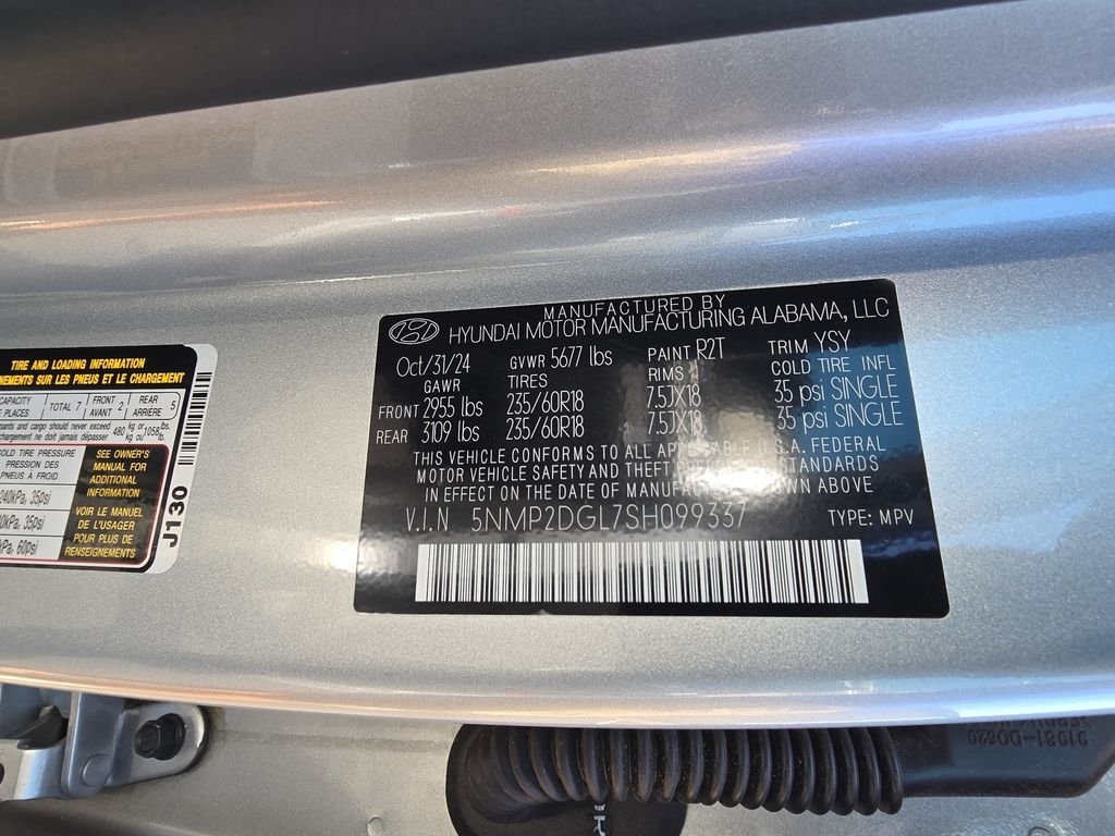 Used 2025 Silver Hyundai SEL image 37