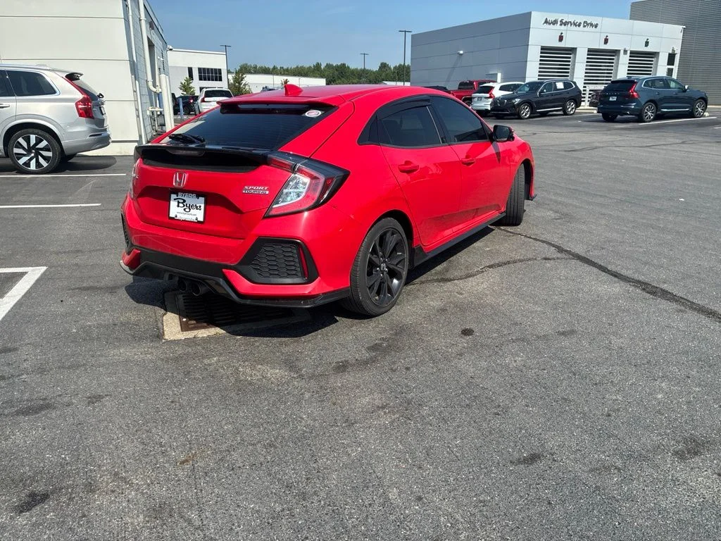 Used 2019 Red Honda Sport Touring image 3