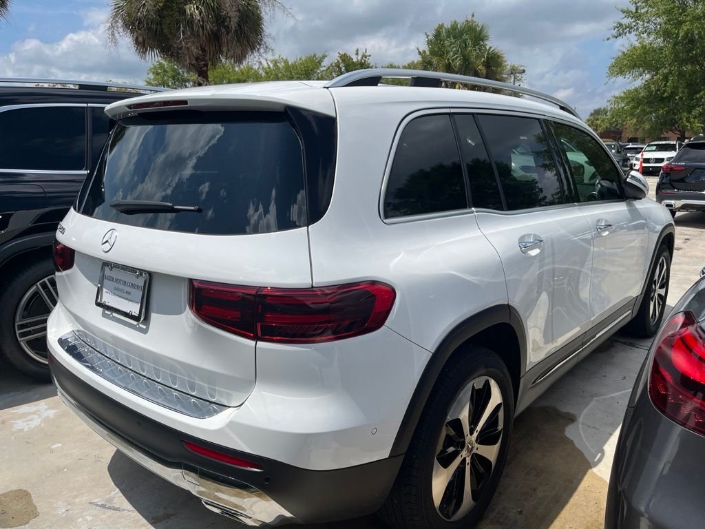 Certified Used 2026 White Mercedes-Benz GLB 250 image 5