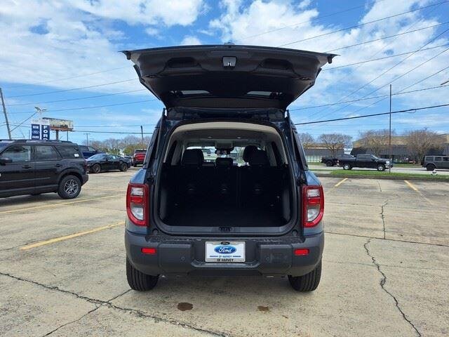 New 2026 Azure Gray Metallic Tri-Coat Ford Outer Banks® image 32