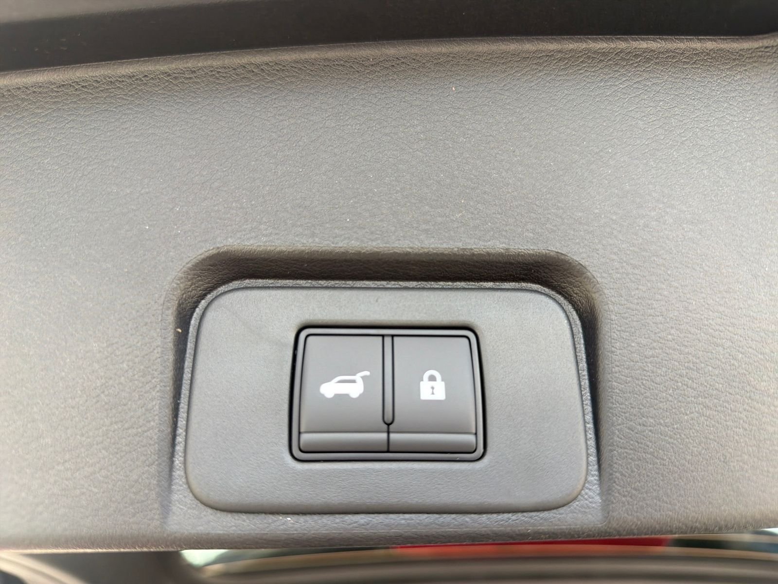 New 2026 Nissan Rogue SV 4D Sport Utility