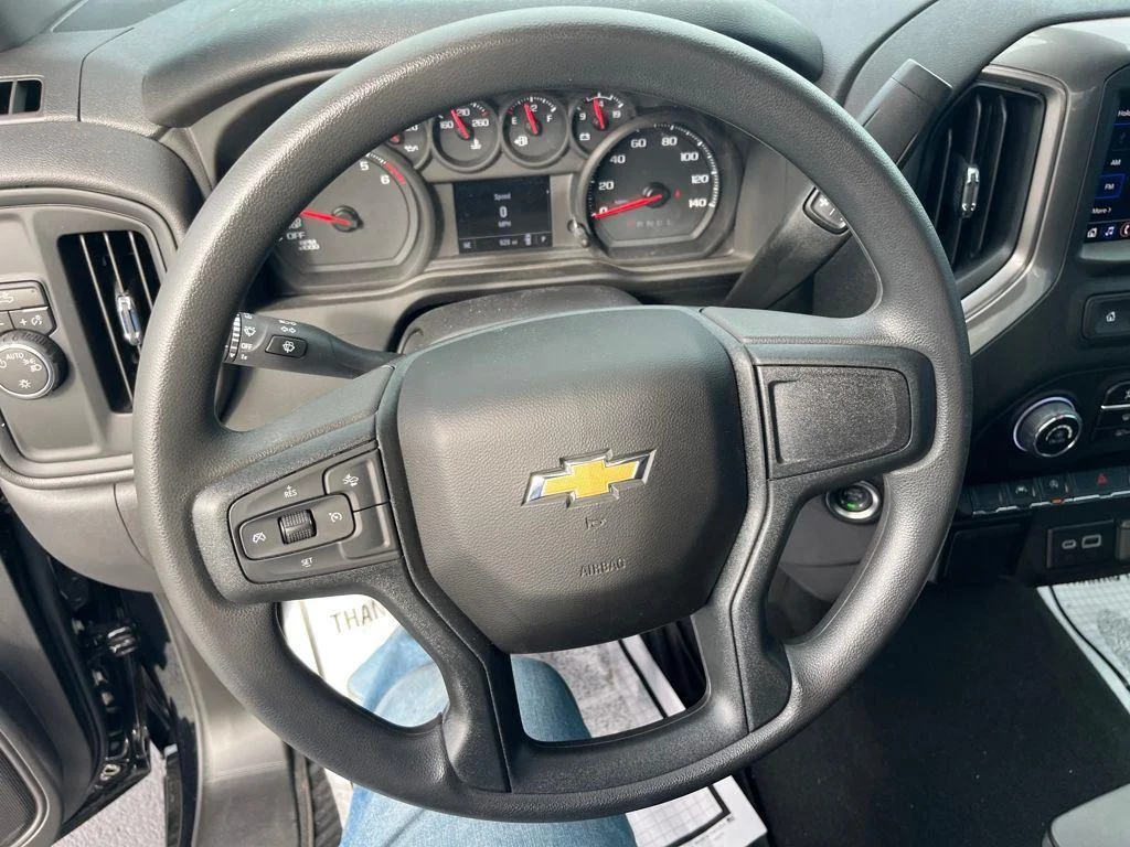 2025 Chevrolet Silverado 1500 Work Truck - Photo 10