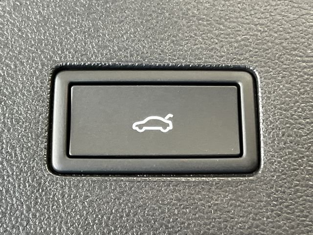 New 2026 Gray Volkswagen 2.0T SE w/Technology image 5