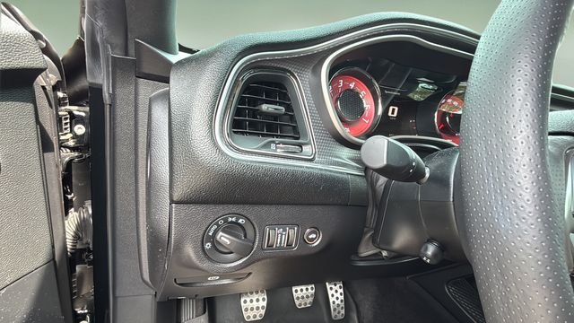 Used 2015 Black Dodge SRT Hellcat image 22