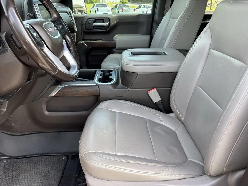 Used 2019 RED QUARTZ TINTCOAT GMC SLT image 16