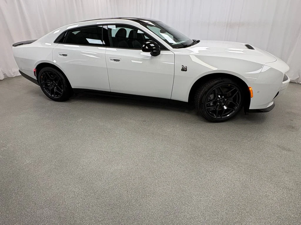 New 2026 White Knuckle Exterior Paint Dodge R/T Scat Pack image 9
