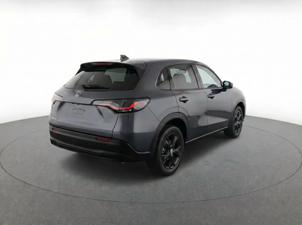 Used 2023  Honda LX image 4