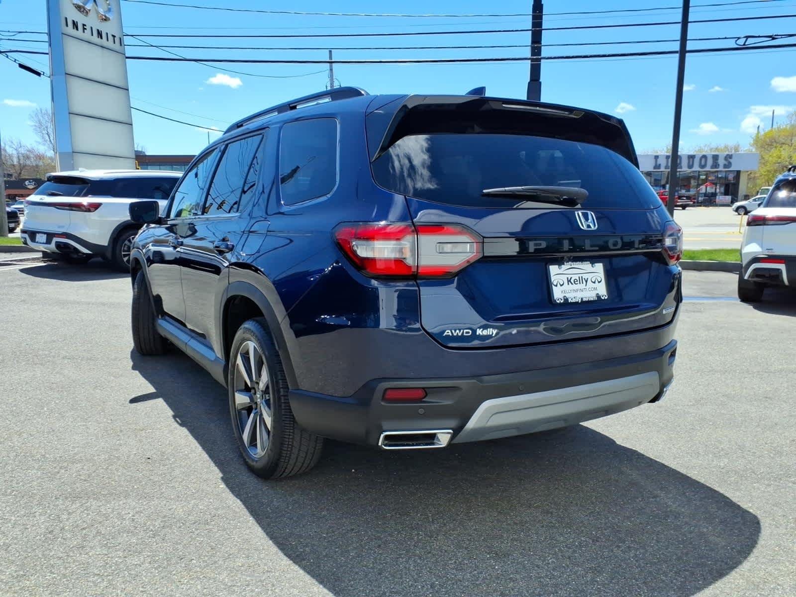 2023 Honda Pilot Touring - Photo 7