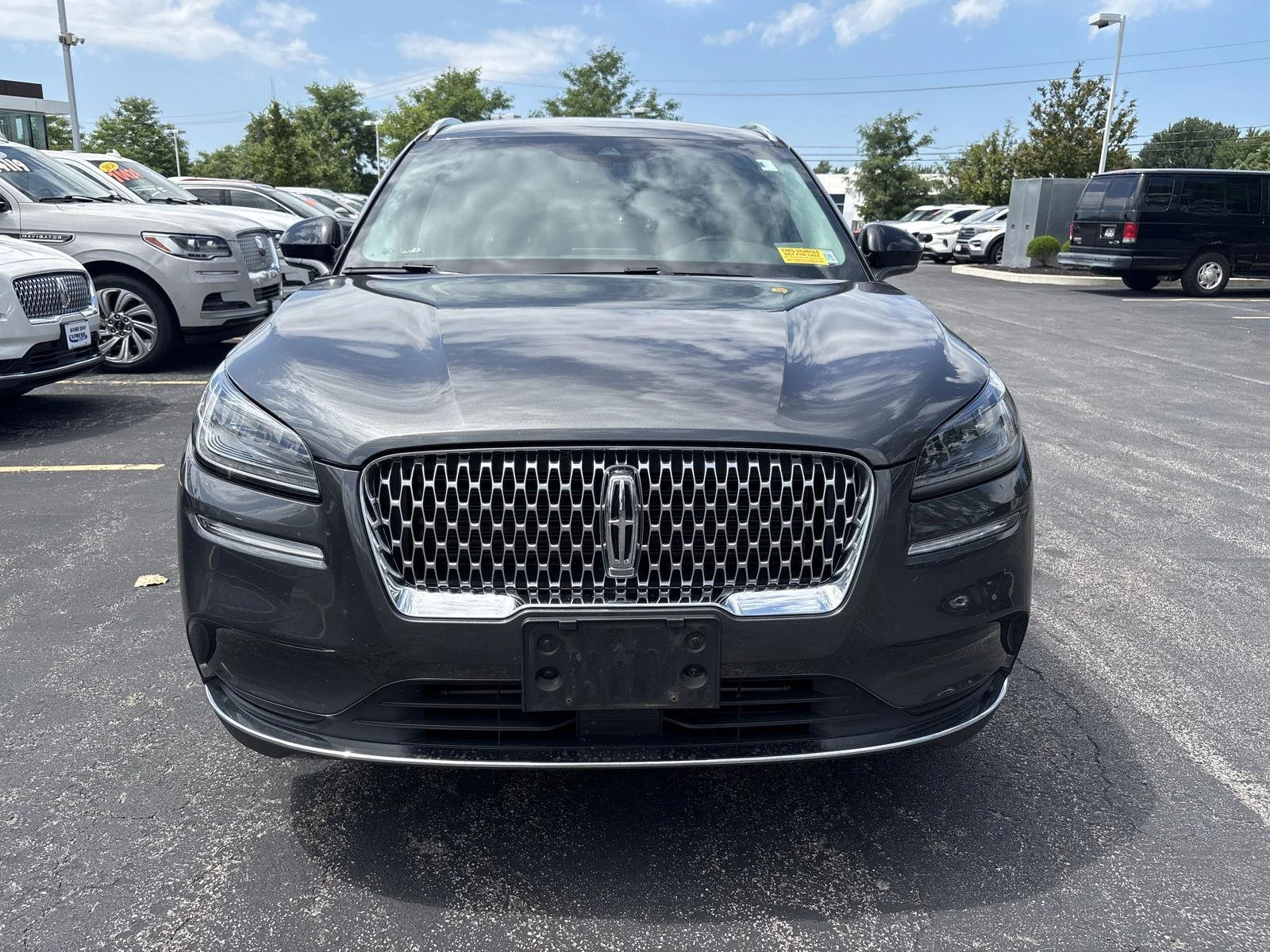 Used 2020 Magnetic Gray Lincoln Standard image 2