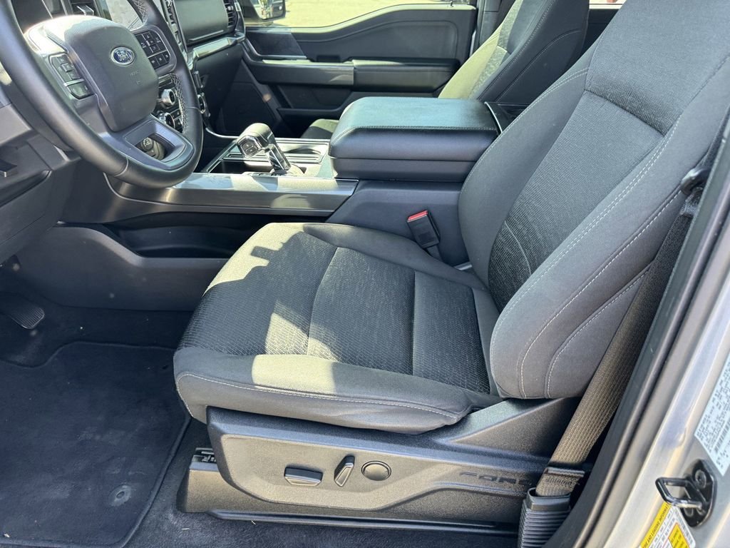 Used 2023 Silver Metallic Ford XLT image 15