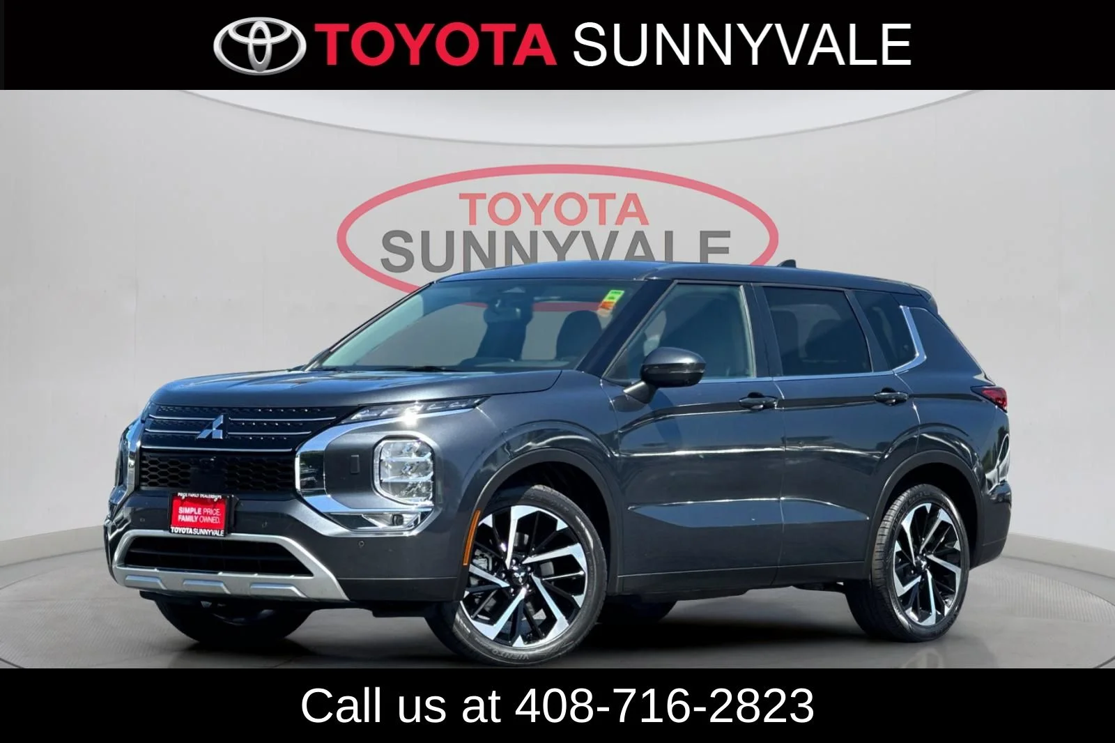Used 2024  Mitsubishi SE image 2