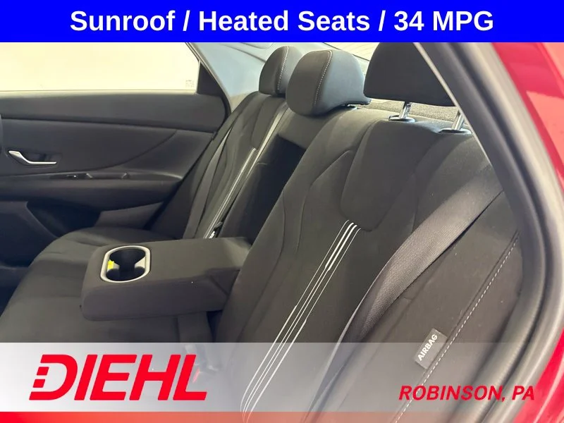 Used 2024 Red Hyundai SEL image 15