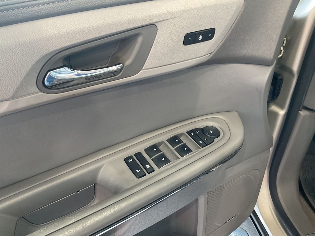 Used 2013 Gold Chevrolet LTZ image 13