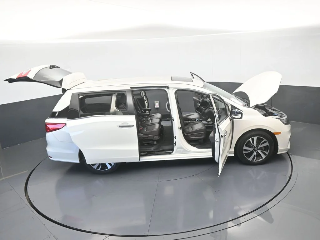 Used 2019 White Honda Elite image 79