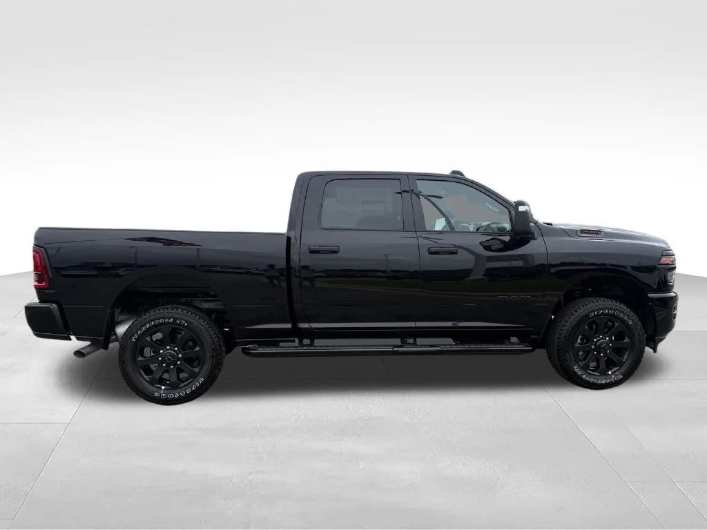 2026 RAM 2500 Big Horn - Photo 6