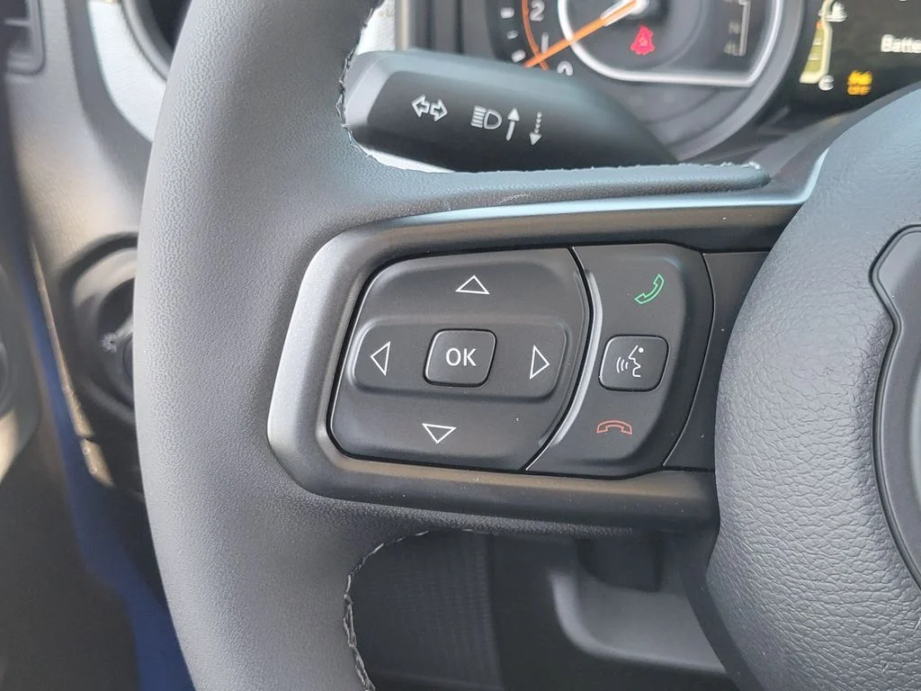 2026 Jeep Wrangler 4-Door photo 4