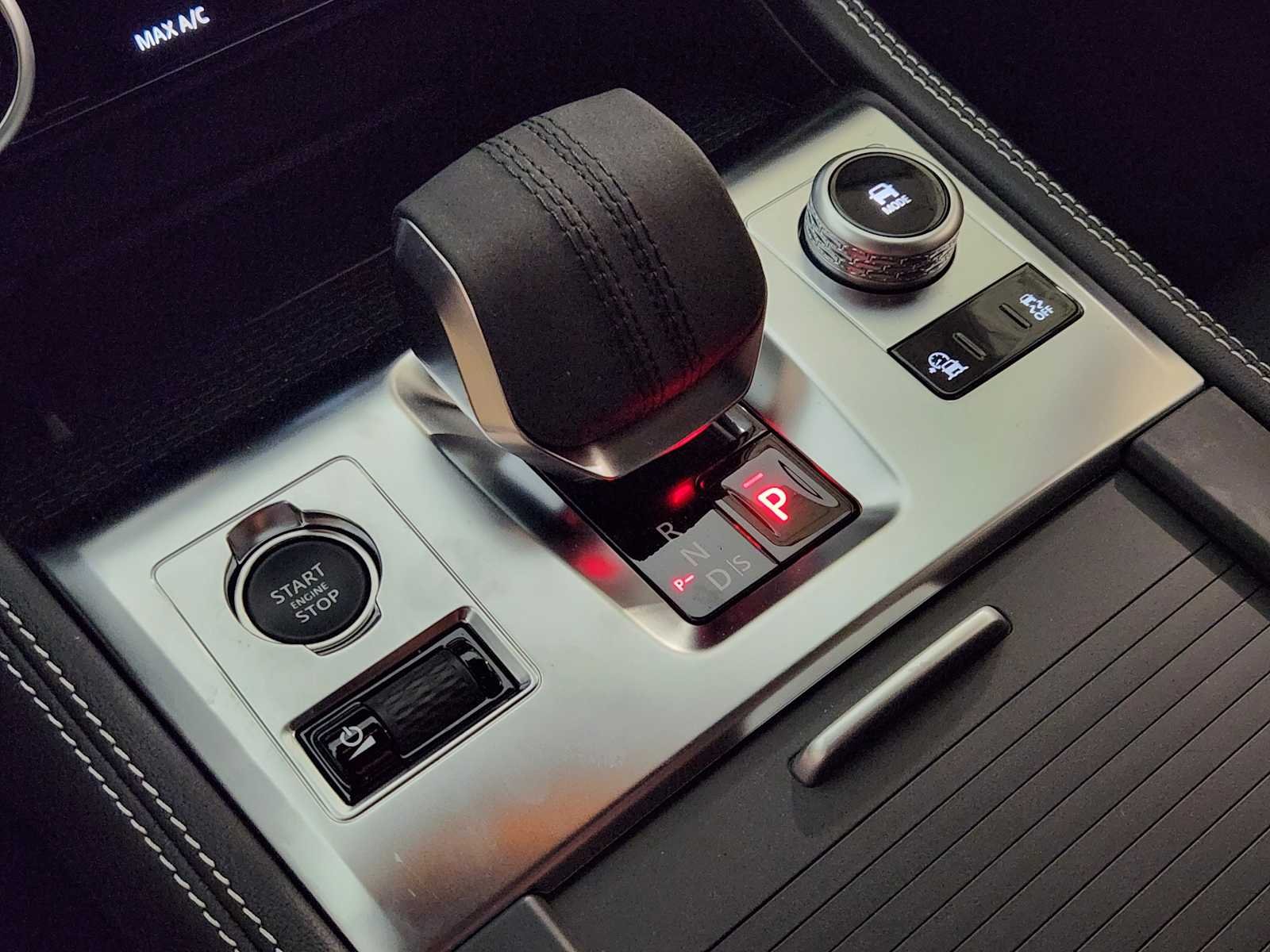 2026 Jaguar F-Pace R-Dynamic S - Photo 20