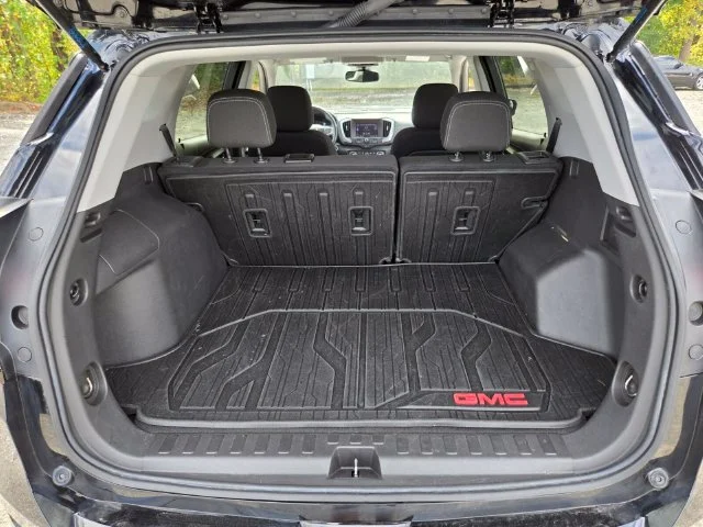 Used 2023 Black GMC SLE image 17