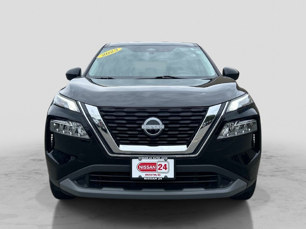 Used 2023 Black Nissan SV image 8