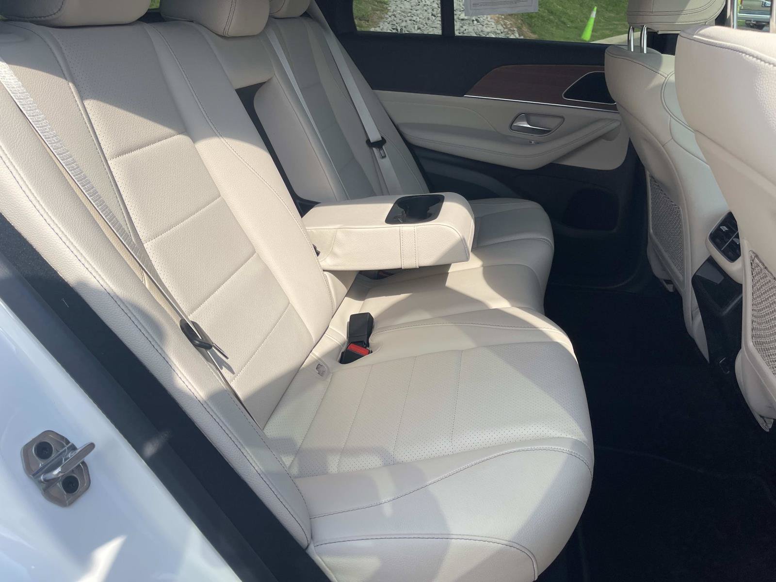 Certified Used 2025 Polar White Mercedes-Benz GLE 450 image 21