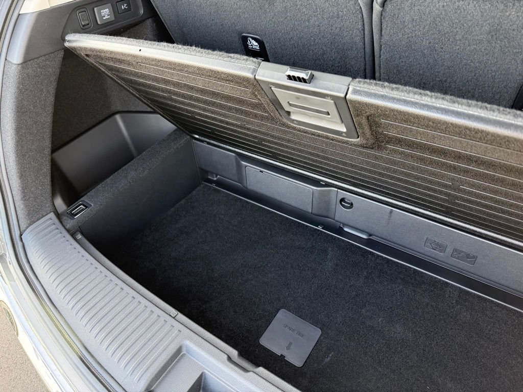 New 2026 Liquid Carbon Metallic Acura Technology Package image 18