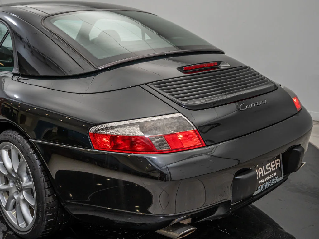 Used 2001 Black Porsche Carrera image 18