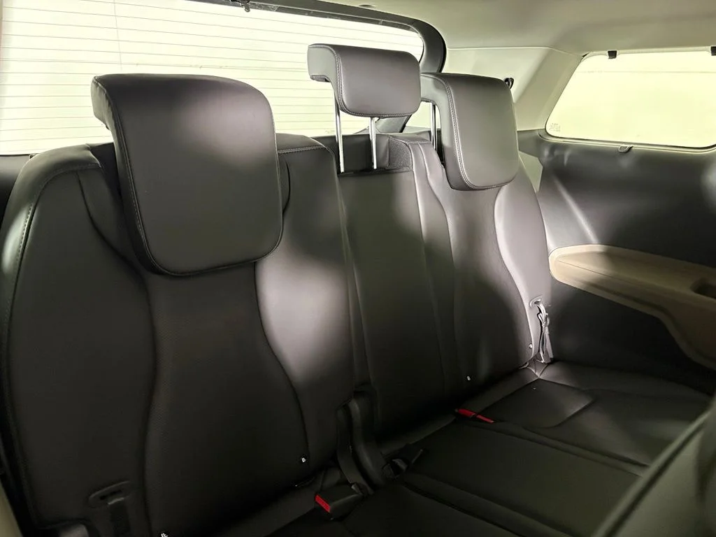 New 2026 Ceramic Silver Kia EX image 16
