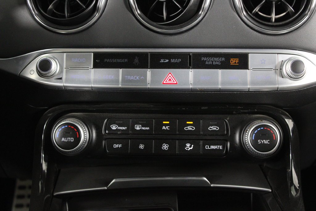 Used 2019 White Kia GT2 image 20