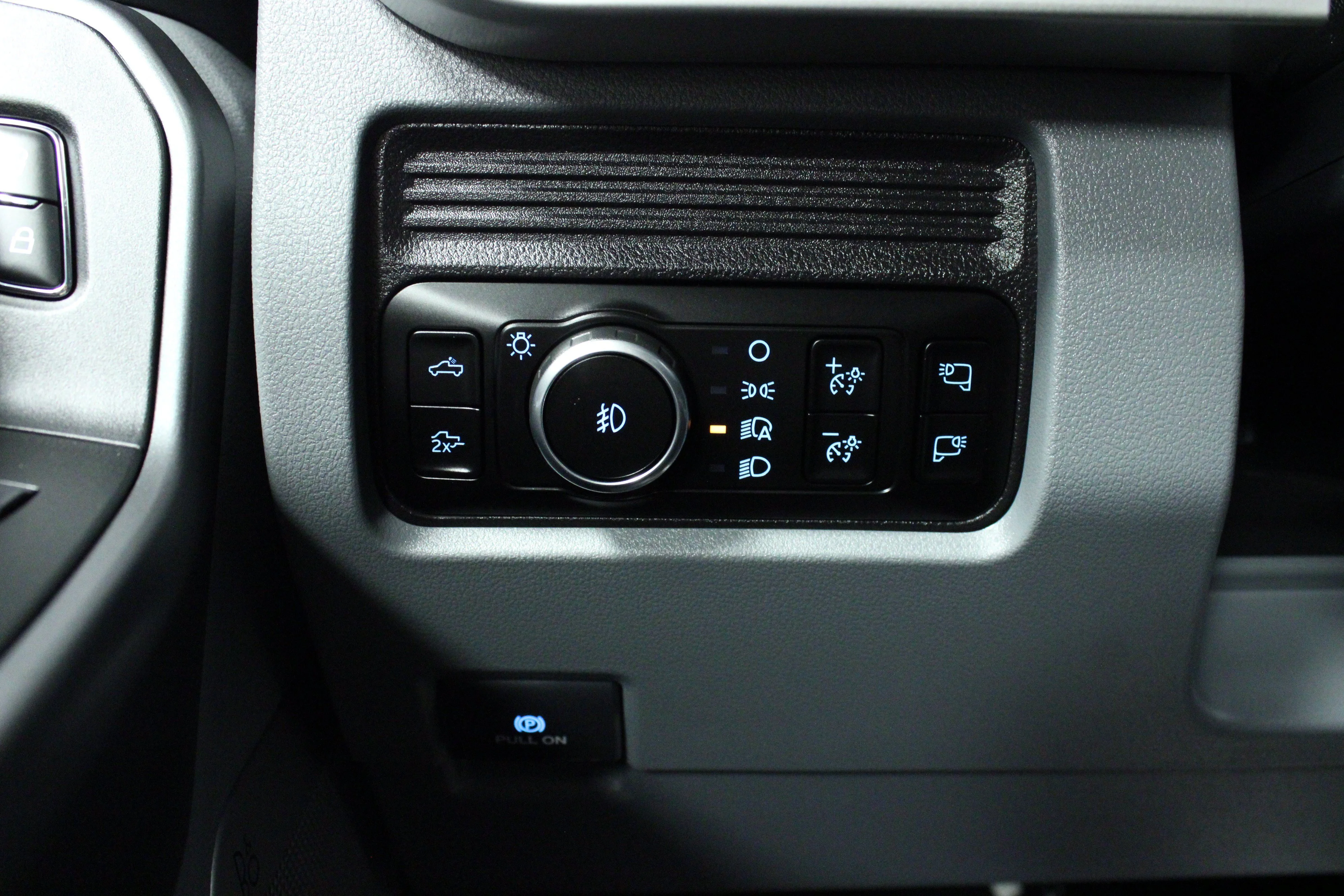 Used 2025 Avalanche Ford XLT image 20