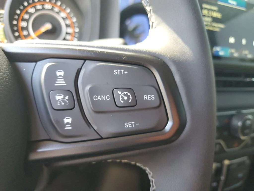 Used 2025 Black Jeep Rubicon image 15