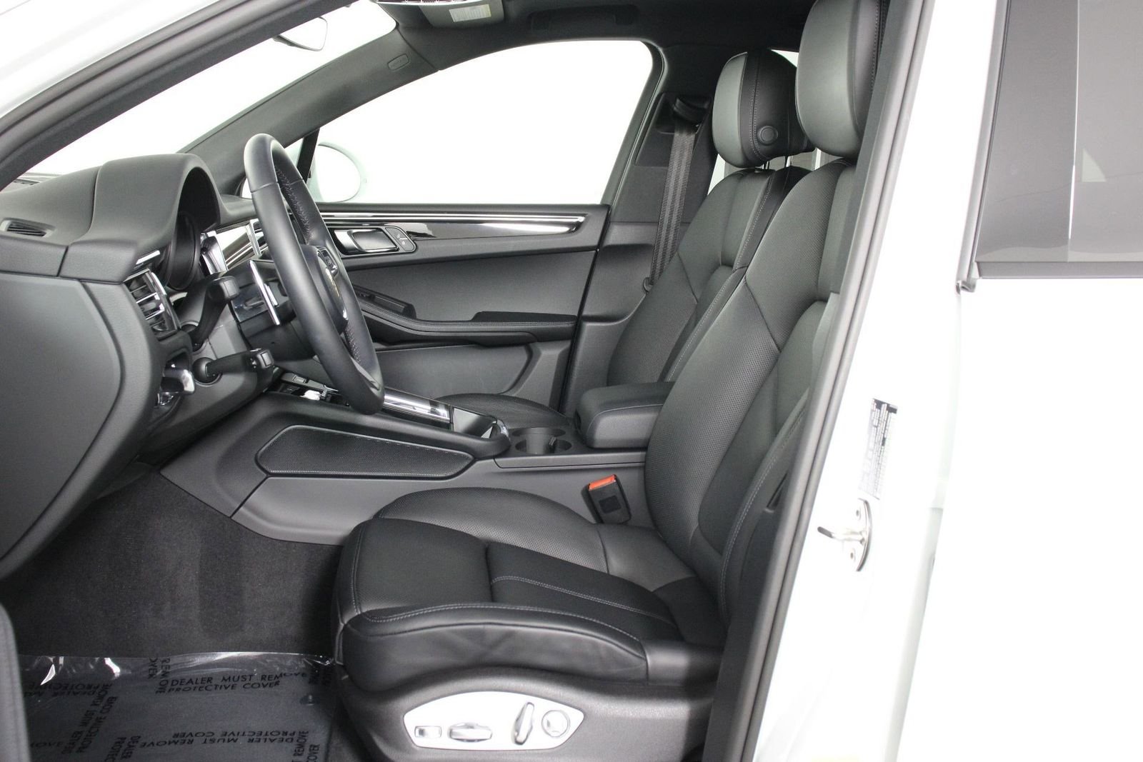 Certified Used 2026 White Porsche  image 5