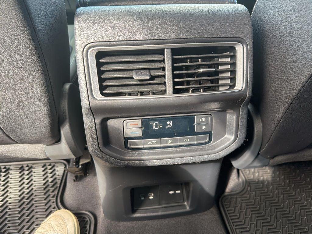 2026 Volkswagen Atlas SE w/Tech - Photo 8