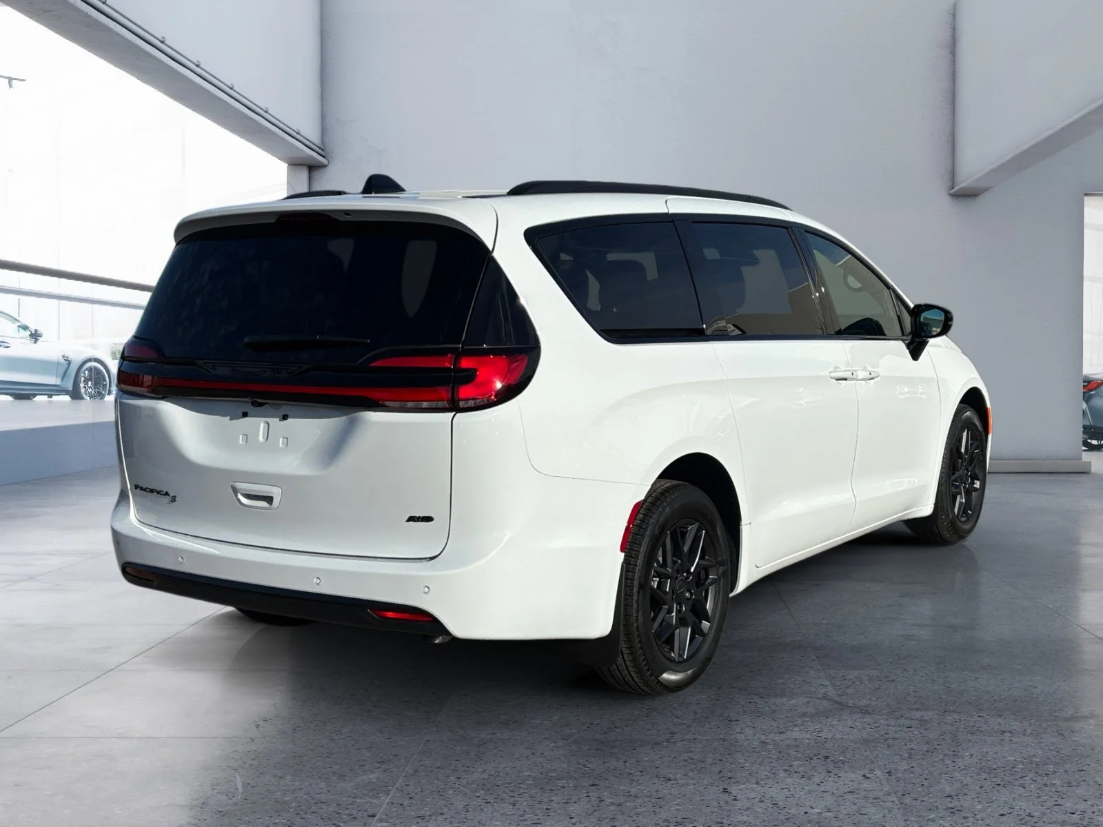 New 2027 BRIGHT WHITE Chrysler Select image 5