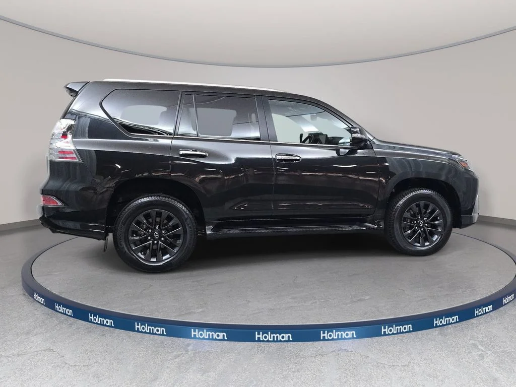 Certified Used 2022 Black Lexus 460 image 5