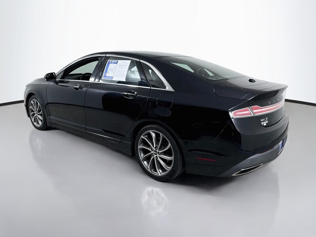 Used 2018 Black Velvet Lincoln Premiere image 11