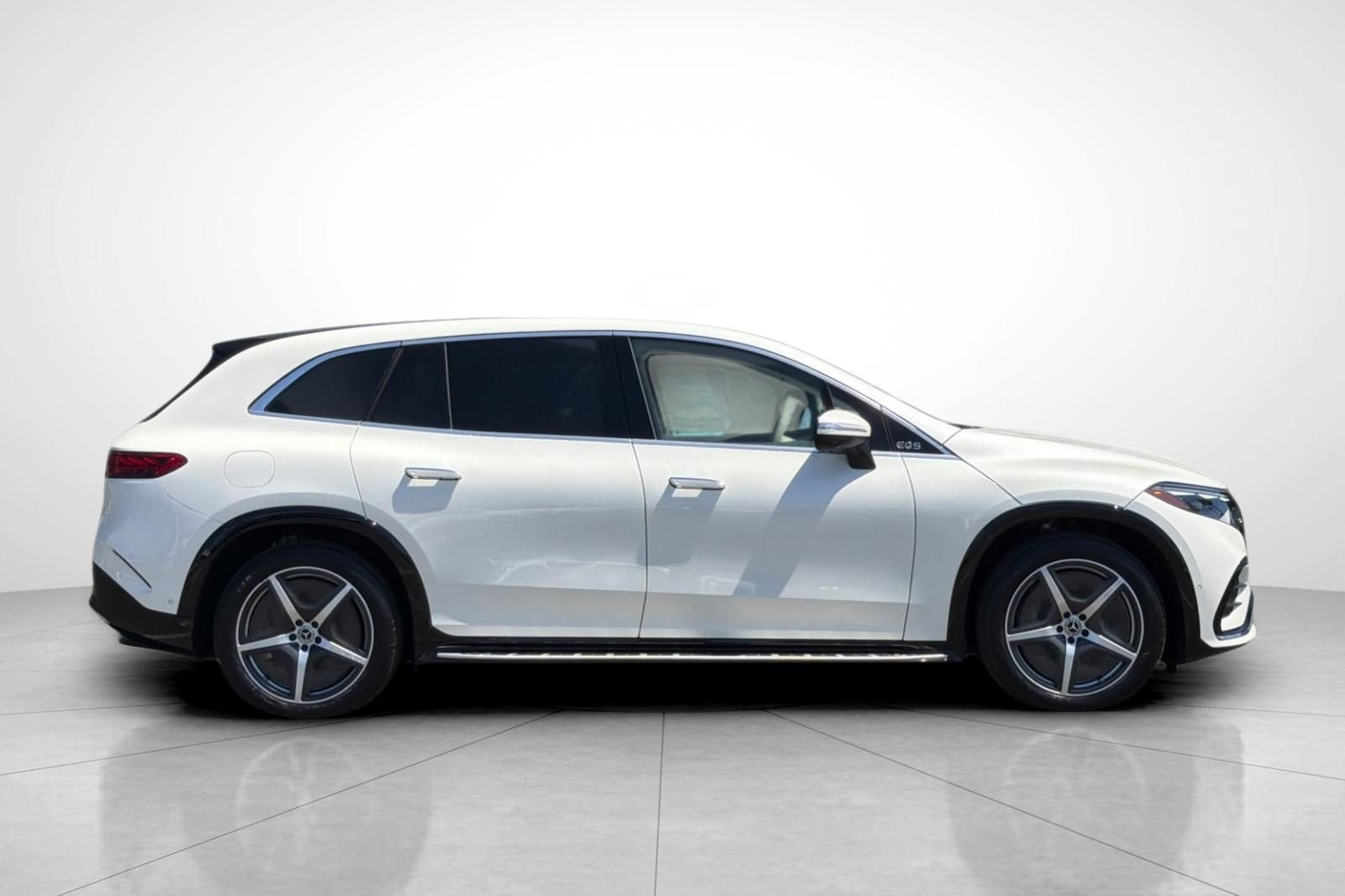 Certified Used 2023 White Mercedes-Benz 580 image 23