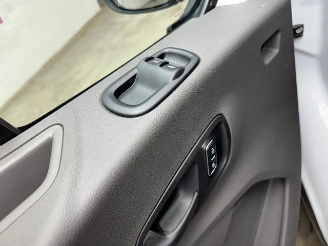 2025 Ford Transit Van Base - Photo 11