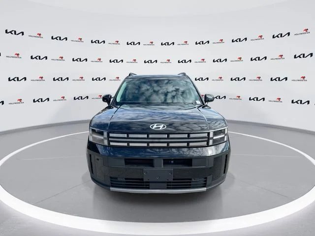 Used 2025 Black Hyundai SEL image 3